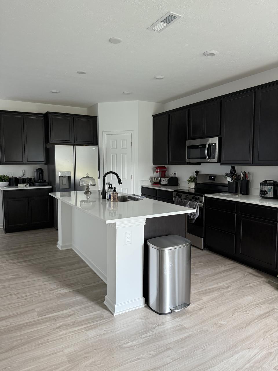 Profile photo 1 of 5