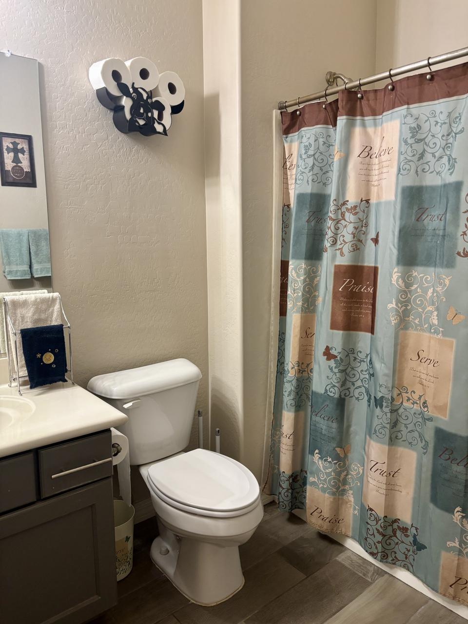 Profile photo 2 of 8