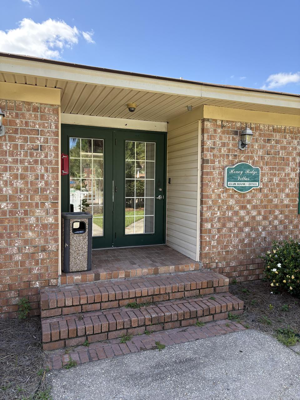 Profile photo 4 of 7