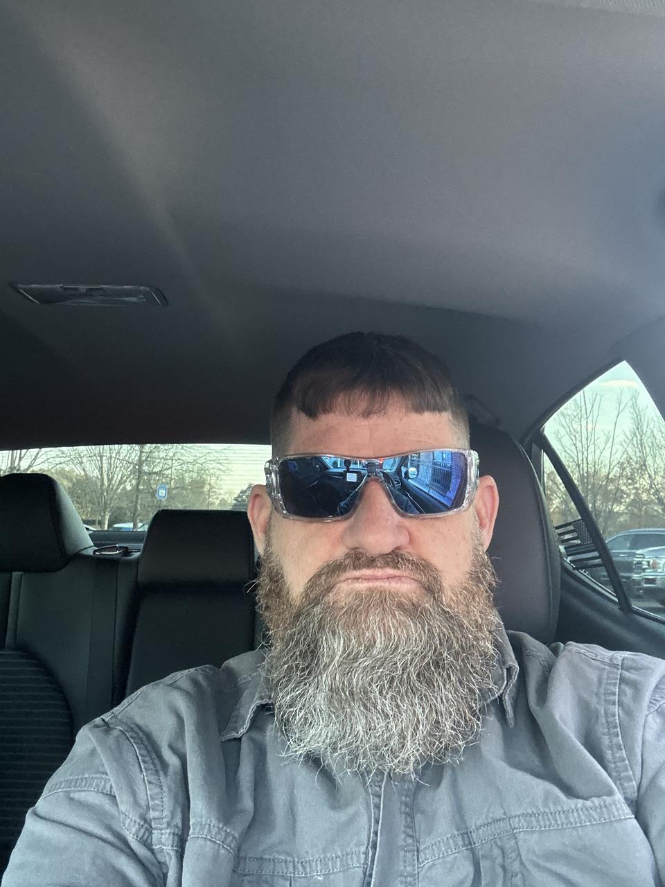 Profile photo 4 of 4