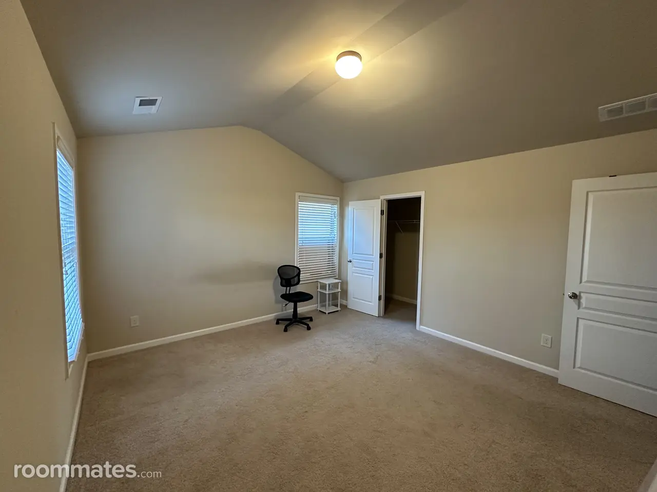 Profile photo 2 of 4