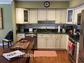 Room for rent in Berkeley Heights, NJ $1000, townhouse