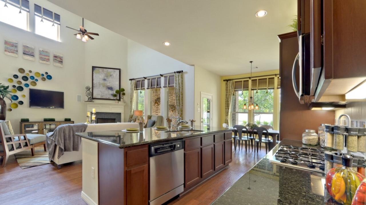 Profile photo 11 of 16