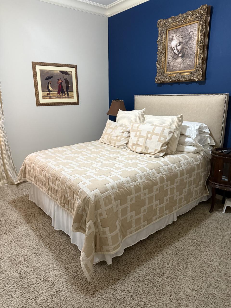 Profile photo 5 of 16