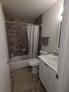 Room for rent in Austin, TX $1400, condo