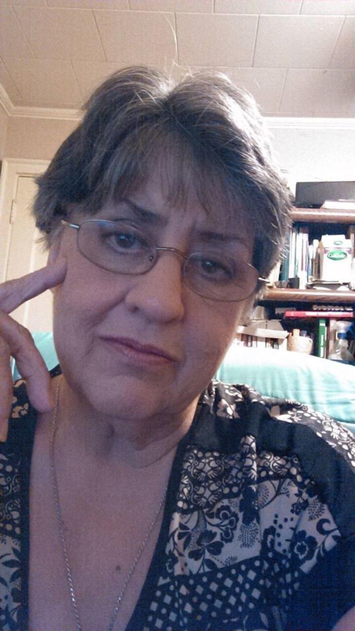 Profile photo 4 of 4