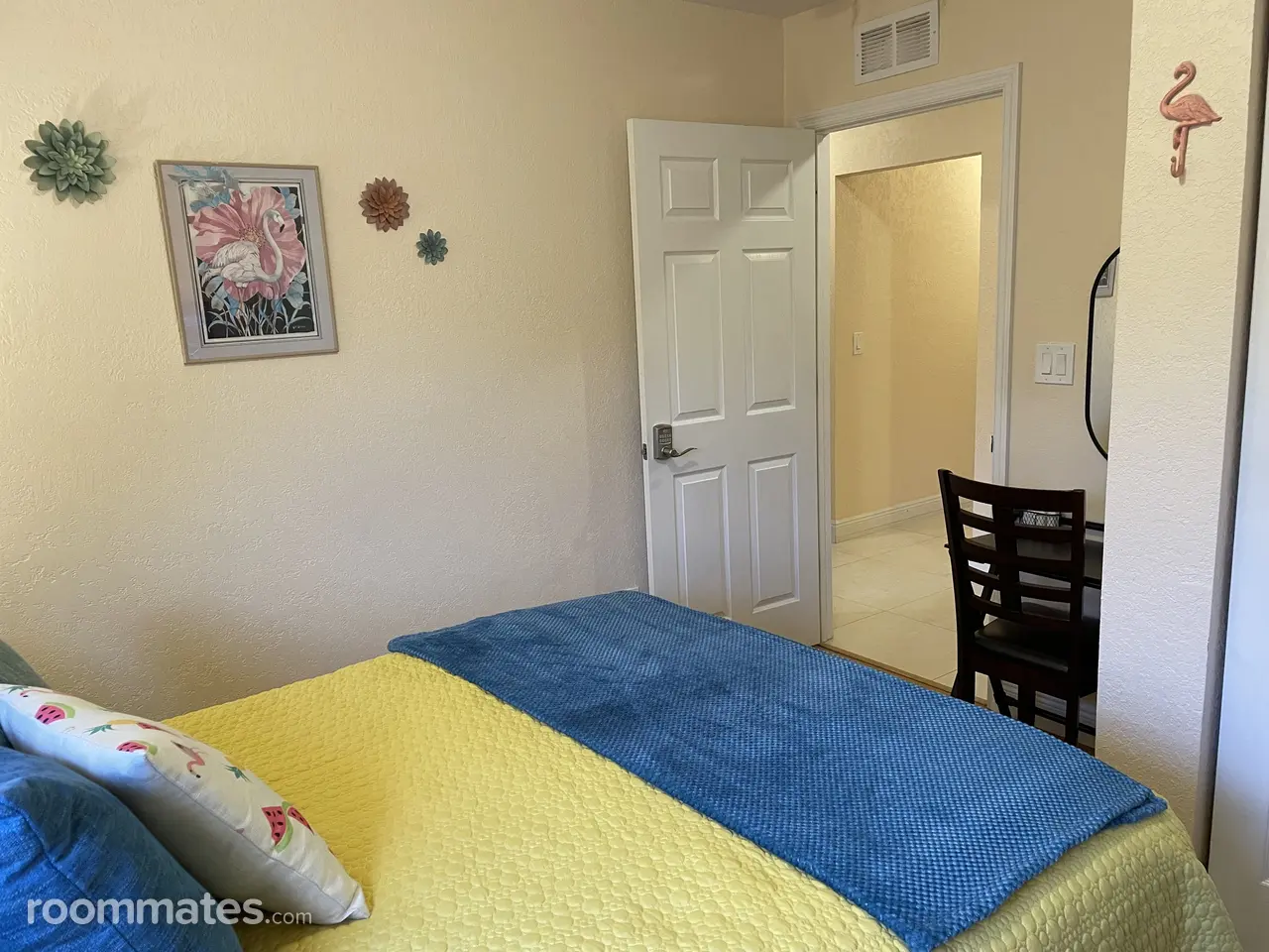 Profile photo 9 of 10