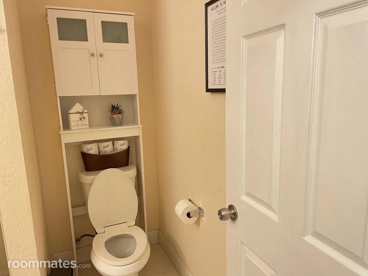 Profile photo 3 of 10