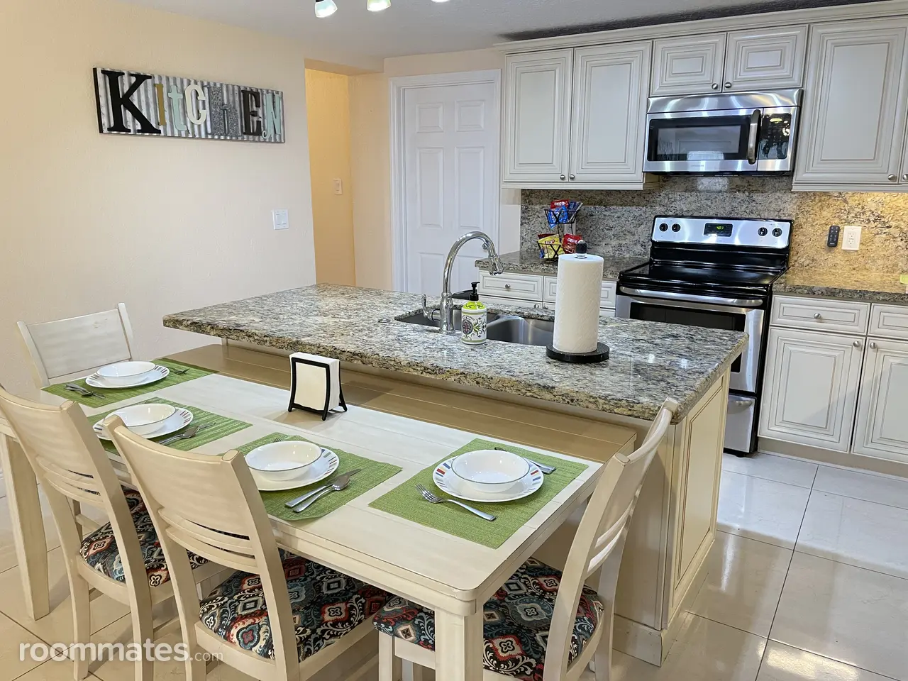 Profile photo 5 of 10