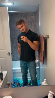 Roommate looking Broomfield, CO, $1000