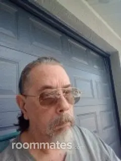 Room for rent in Tampa, FL $1000, house