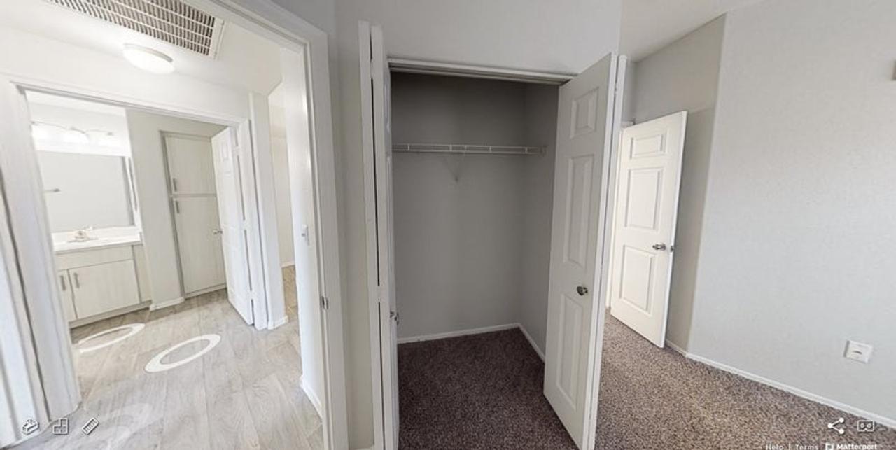 Profile photo 3 of 8