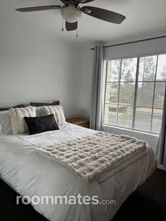 Room for rent in San Diego, CA $1450, condo