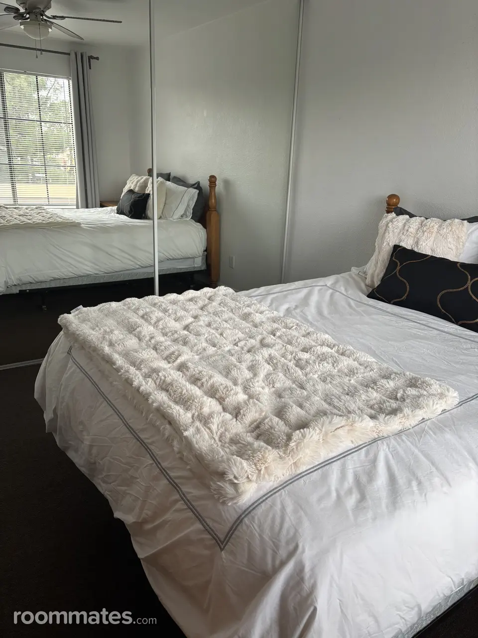 Profile photo 3 of 8