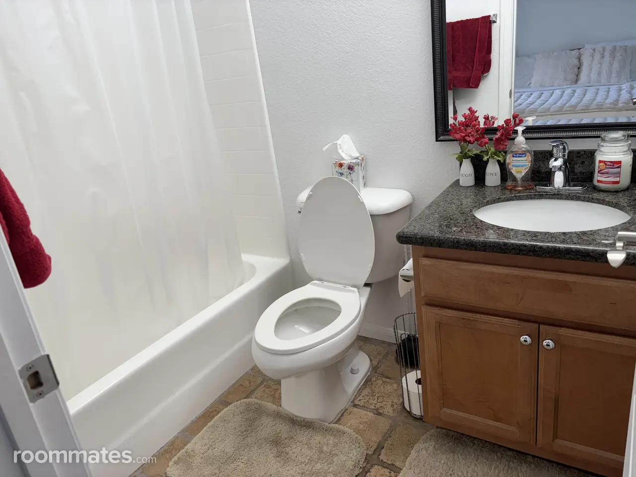 Profile photo 4 of 8