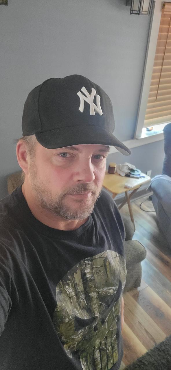 Profile photo 10 of 10