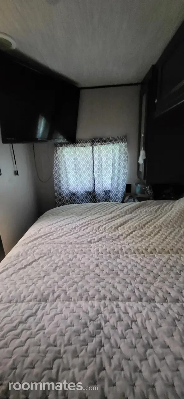 Profile photo 8 of 10