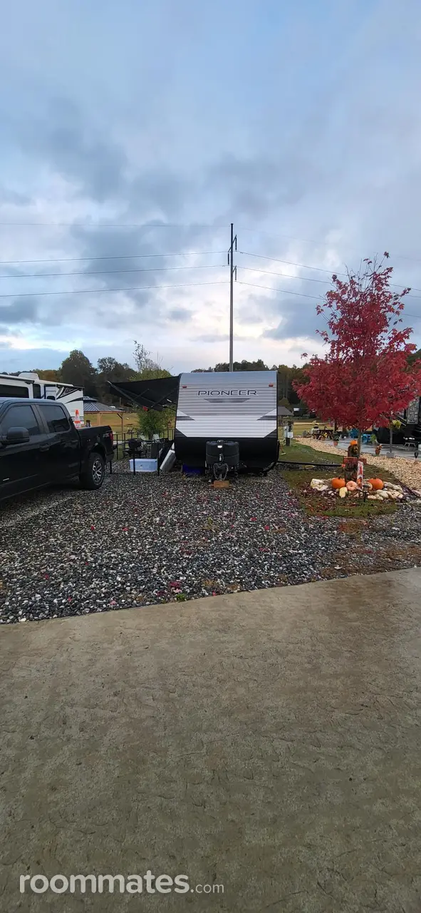 Profile photo 4 of 10