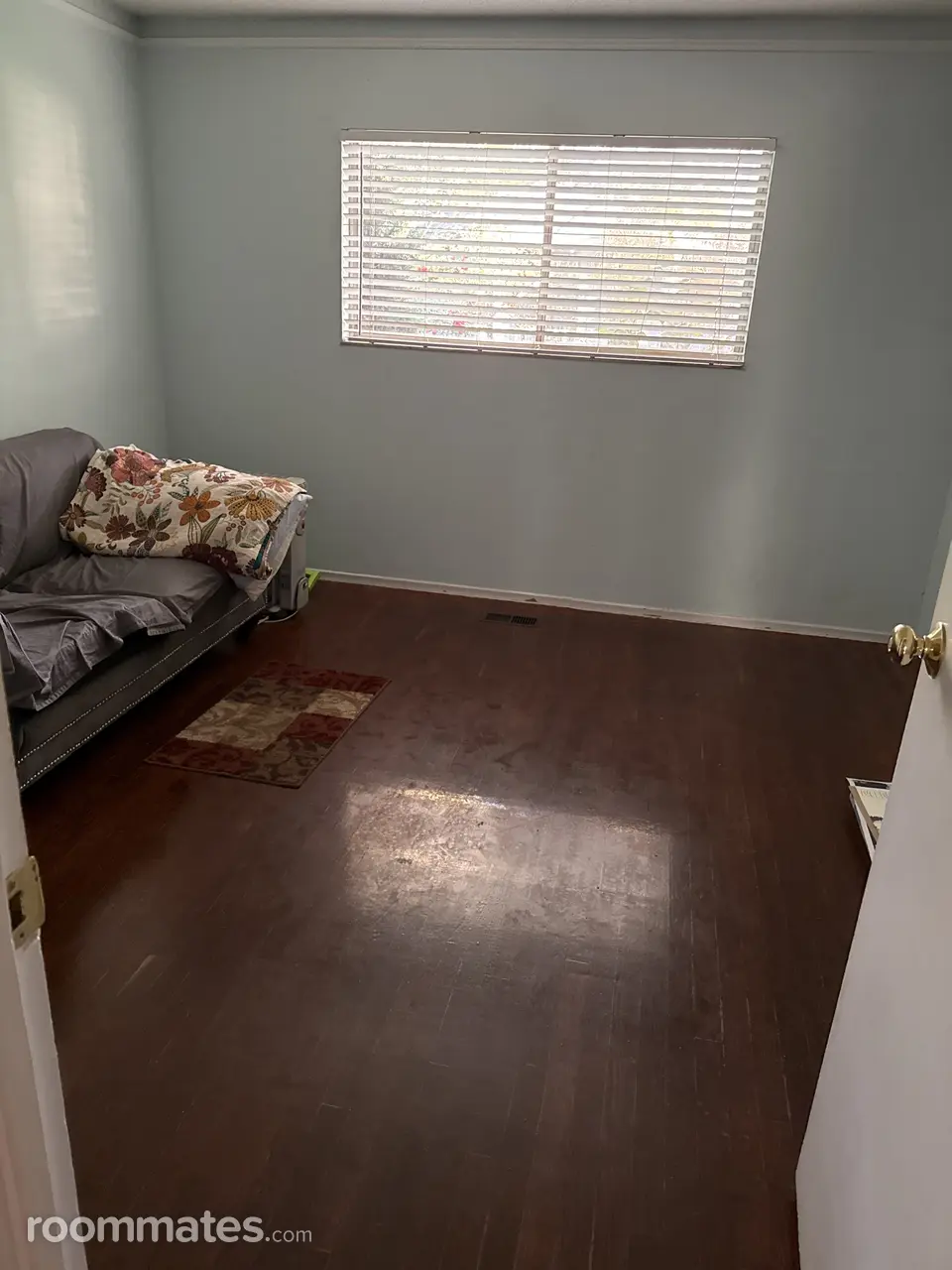 Profile photo 10 of 11