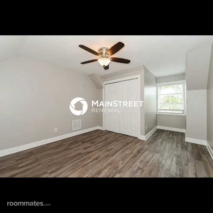 Room for rent in Cape Coral, FL $800, house