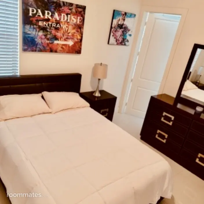 Room for rent in Miami, FL $850, house