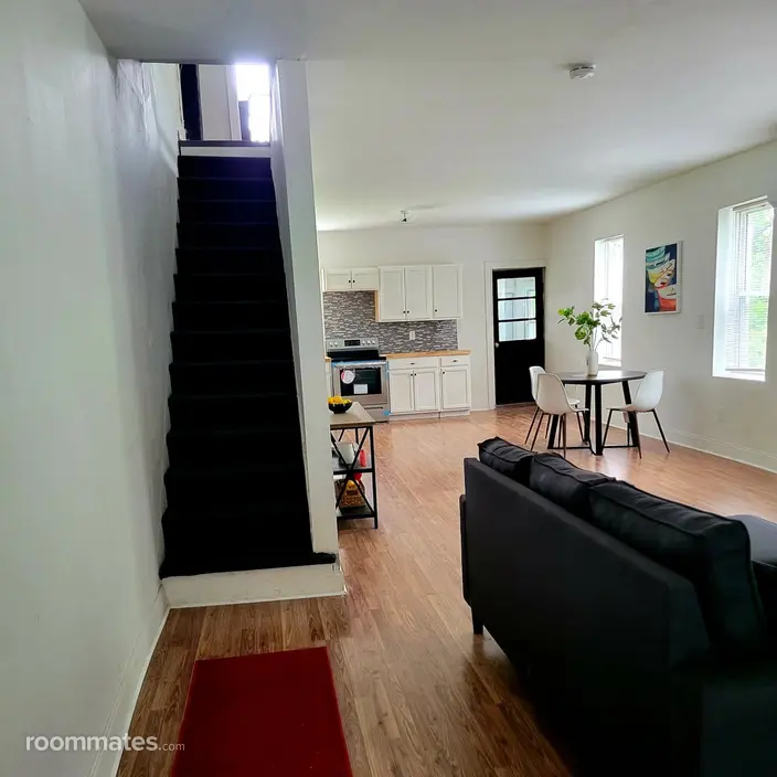 Room for rent in Woodbury, NJ $1000, house