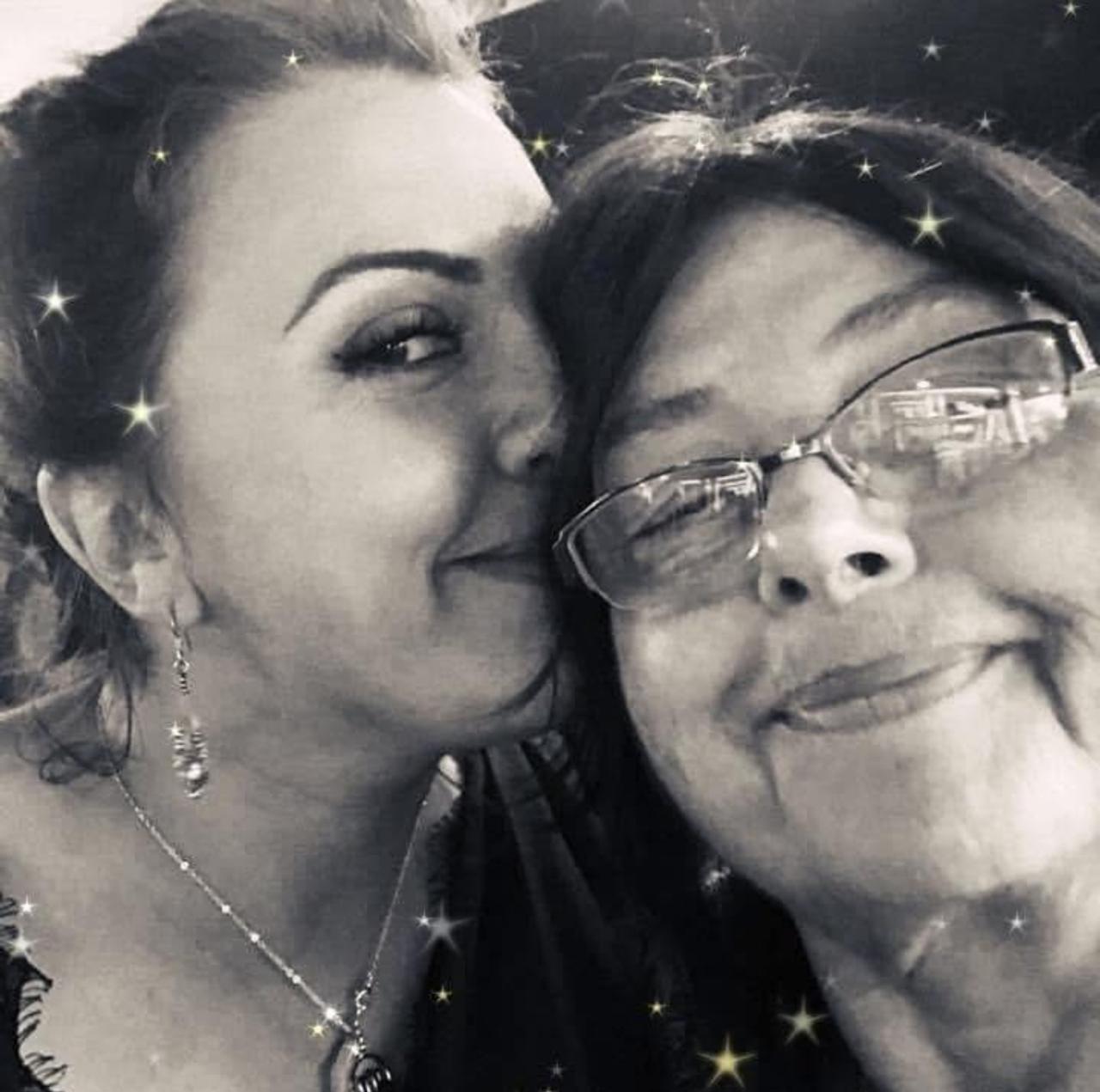 Profile photo 7 of 7