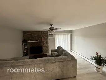 Room for rent in Lakewood, CO $1100, condo
