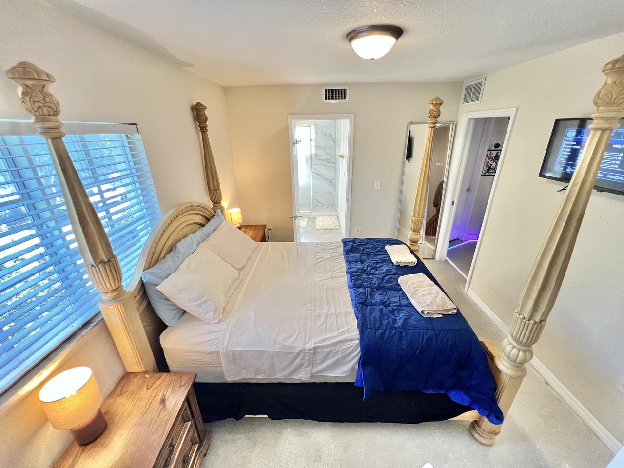 Profile photo 6 of 11