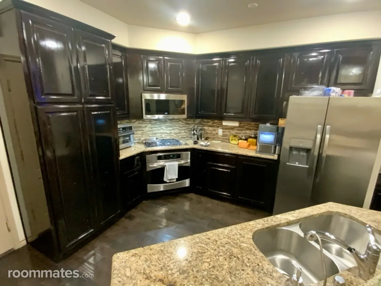 Profile photo 3 of 11