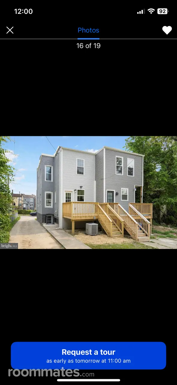 Profile photo 4 of 10