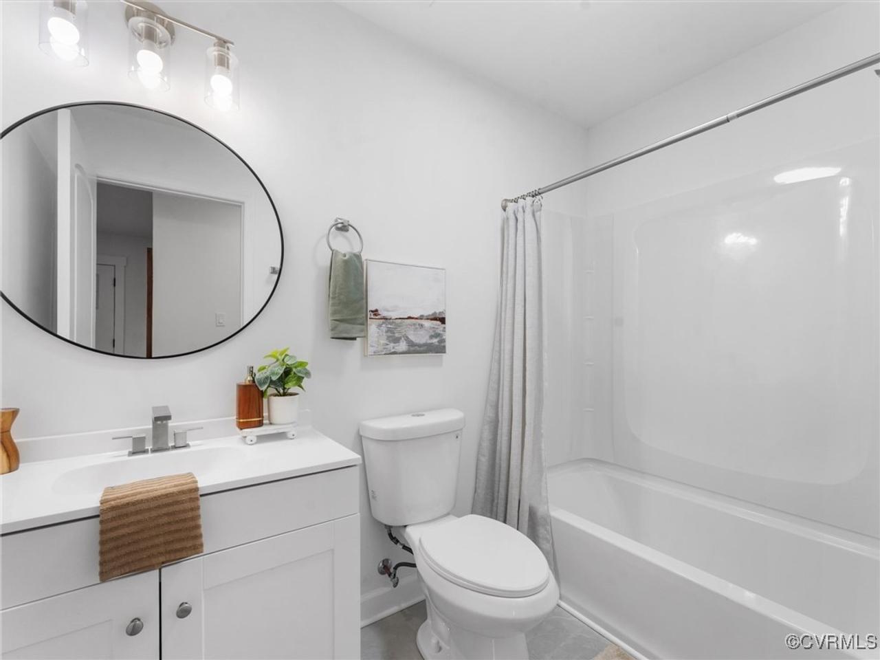 Profile photo 6 of 8