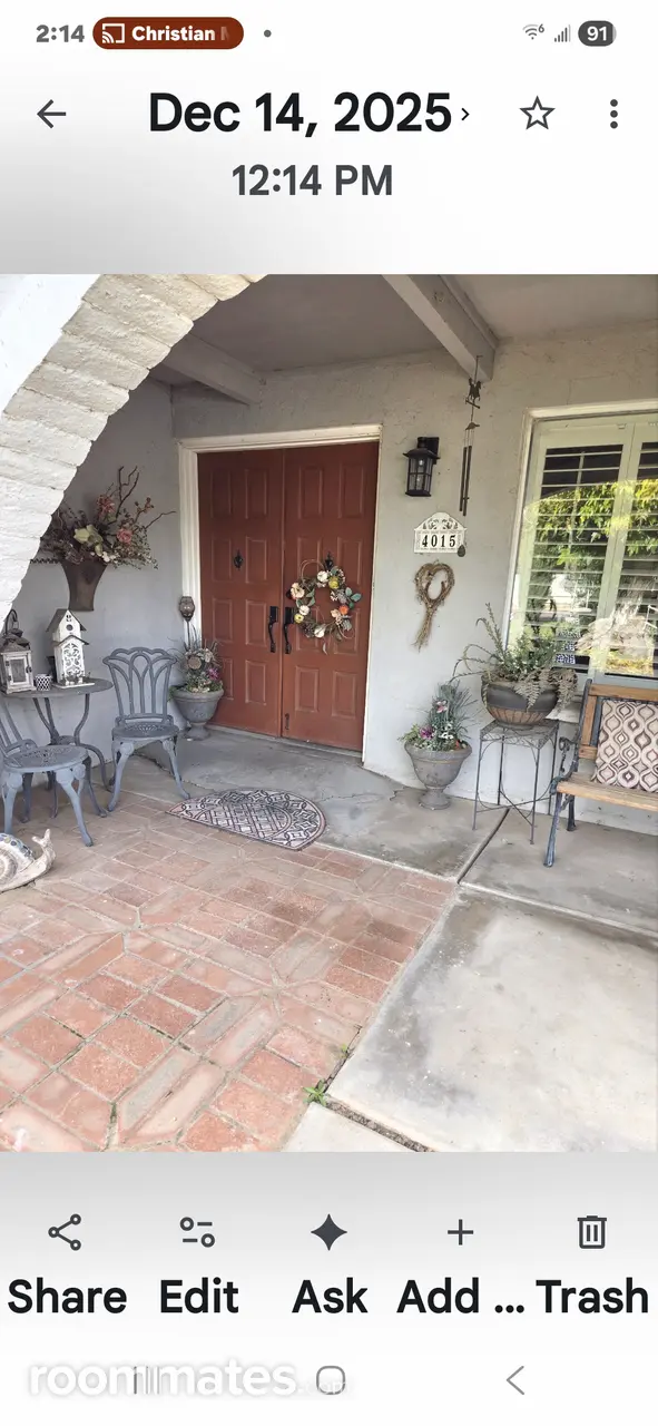 Profile photo 6 of 7