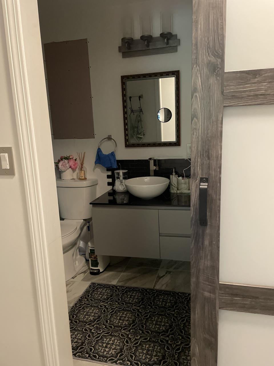 Profile photo 6 of 10