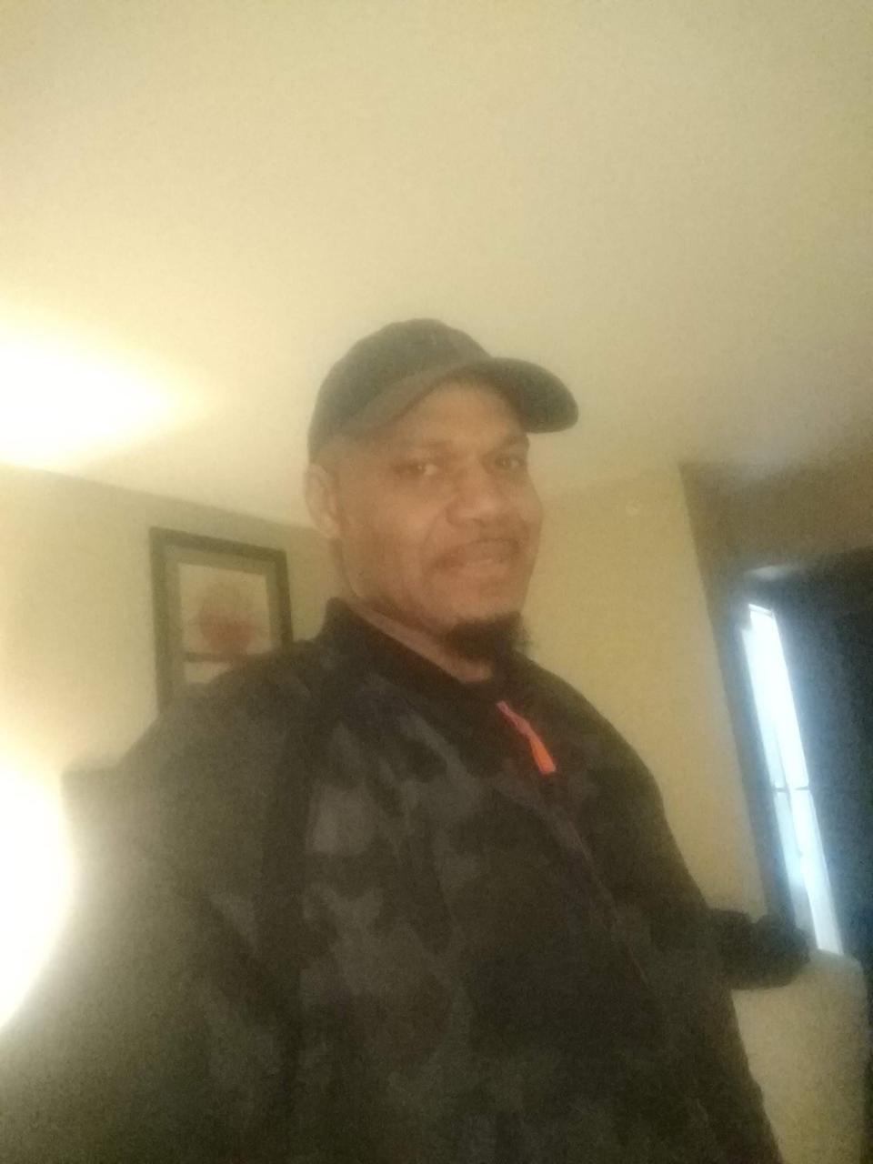 Profile photo 5 of 6