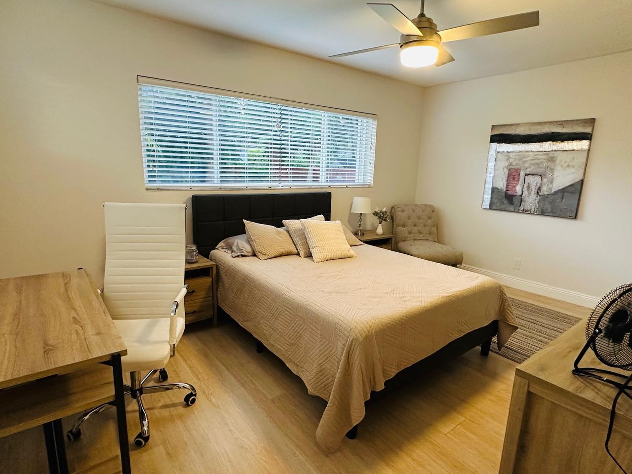 Profile photo 4 of 9