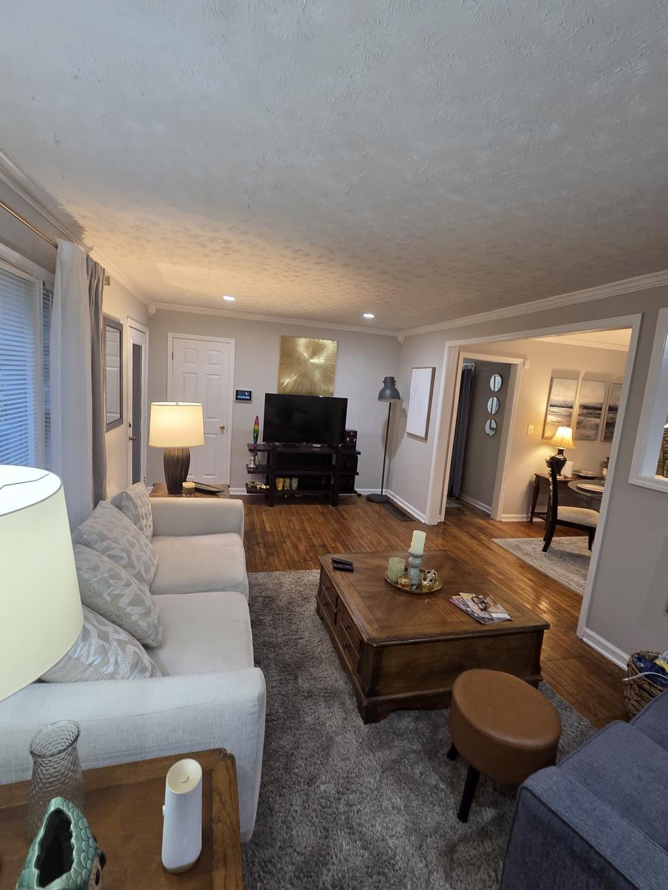 Profile photo 7 of 9