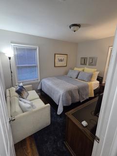 Room for rent in Atlanta, GA $700, house