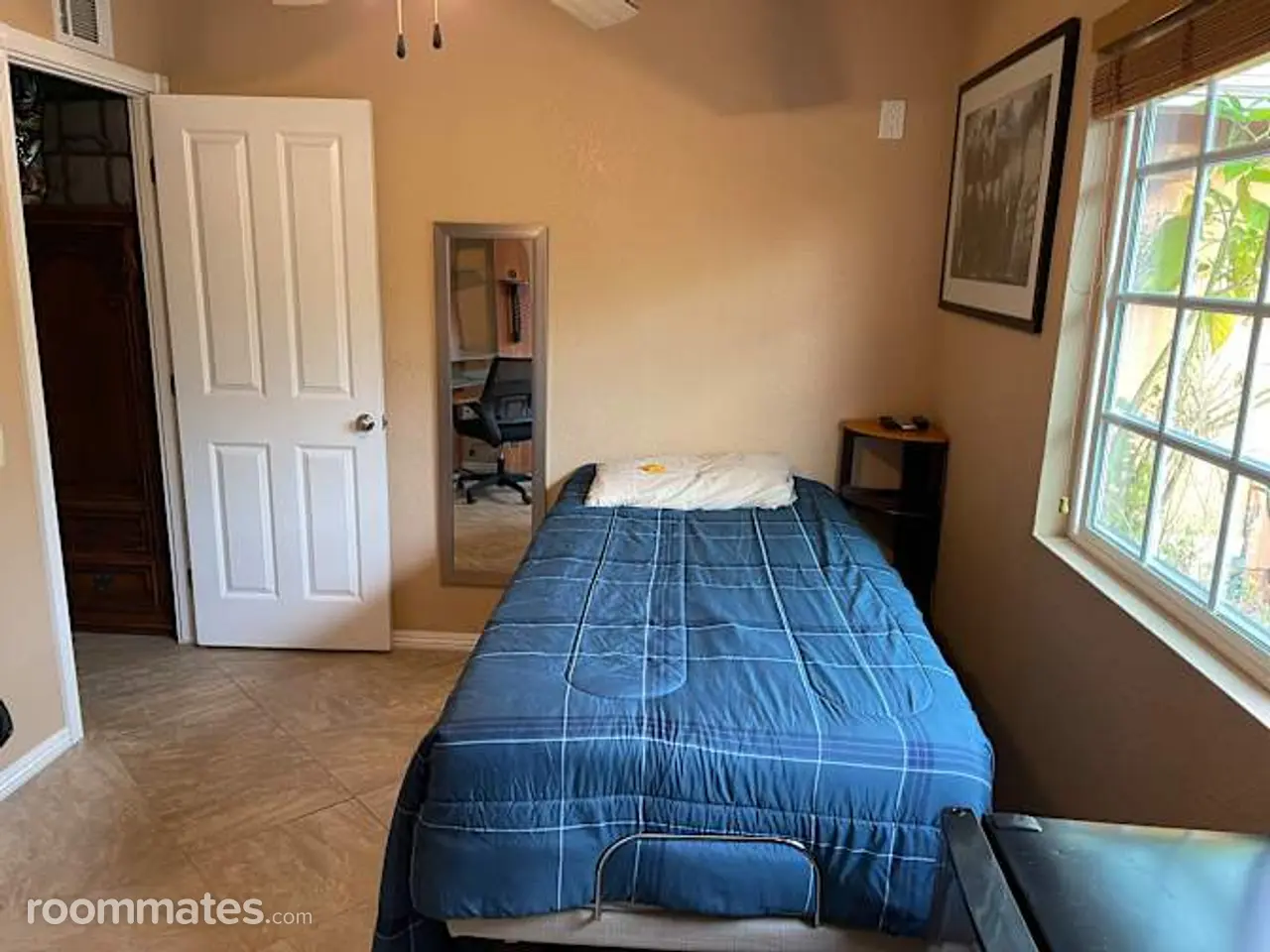 Profile photo 4 of 6