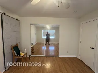 Room for rent in Burbank, CA $1187, house