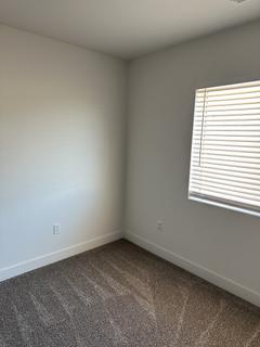 Room for rent in Apple Valley, CA $600, house