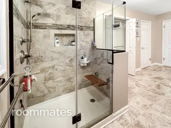 Room for rent in Highland, MD $2000, house