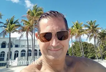 Roommate looking Miami, FL, $900