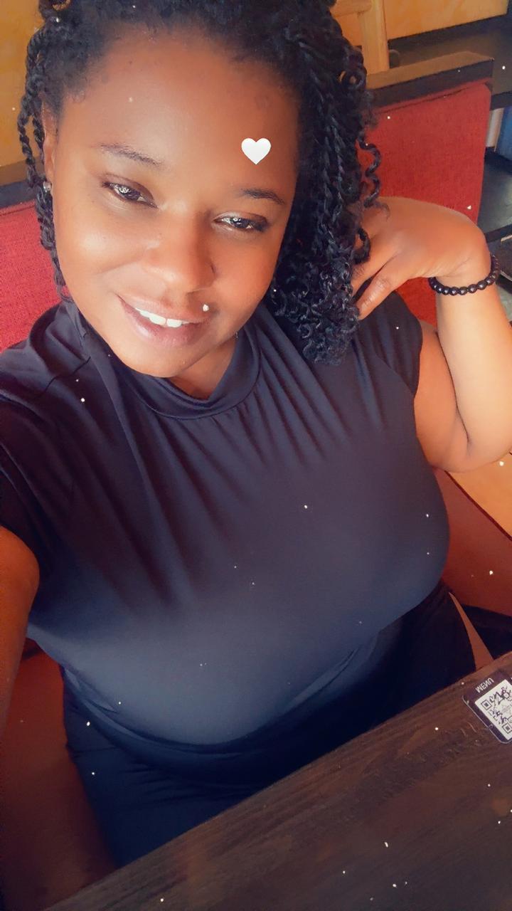 Profile photo 7 of 7