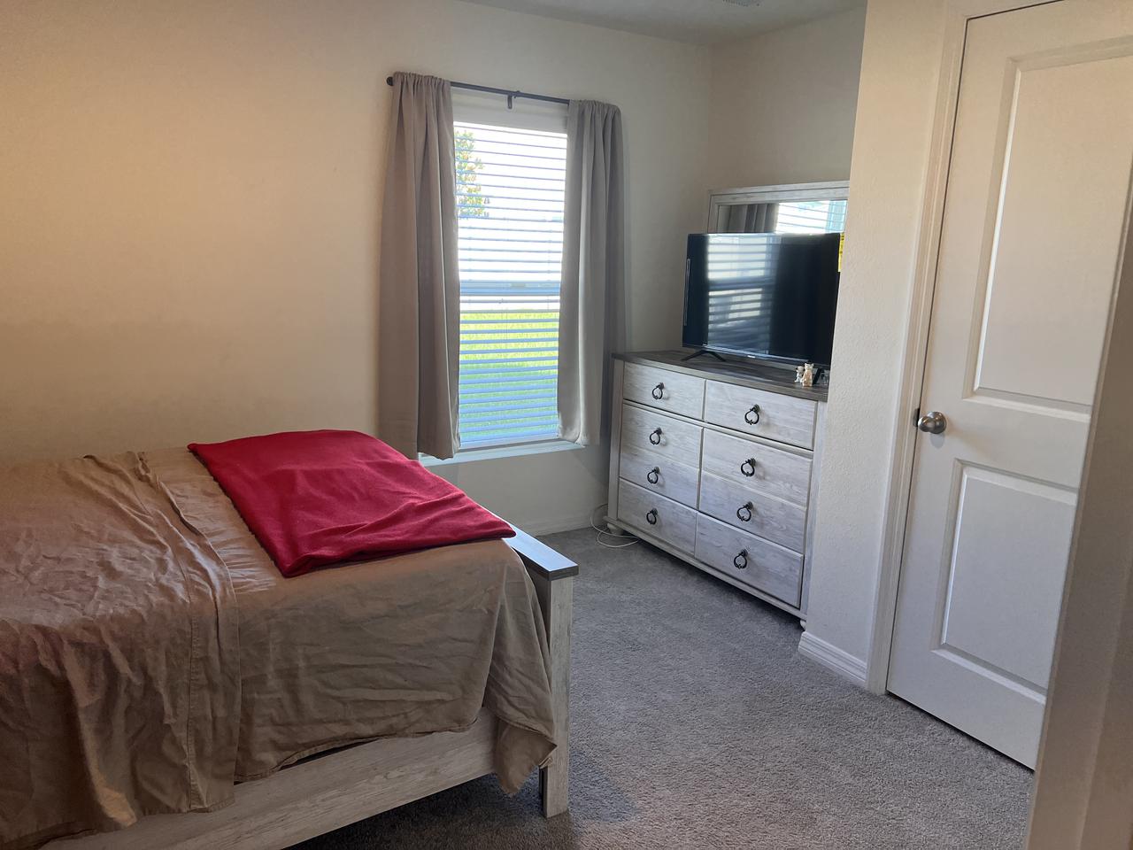 Profile photo 4 of 7