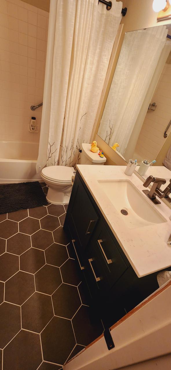 Profile photo 5 of 8