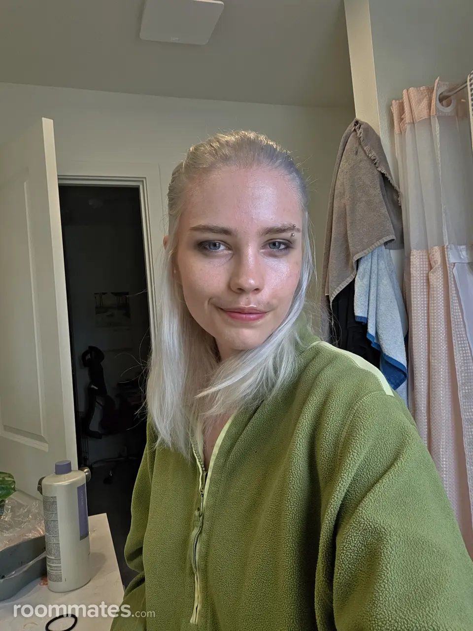 Profile photo 2 of 4