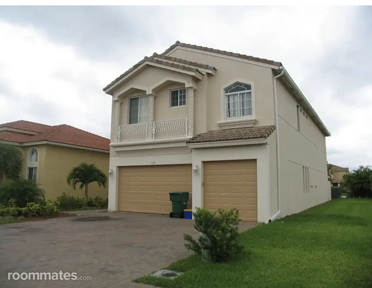 Profile photo 1 of 3