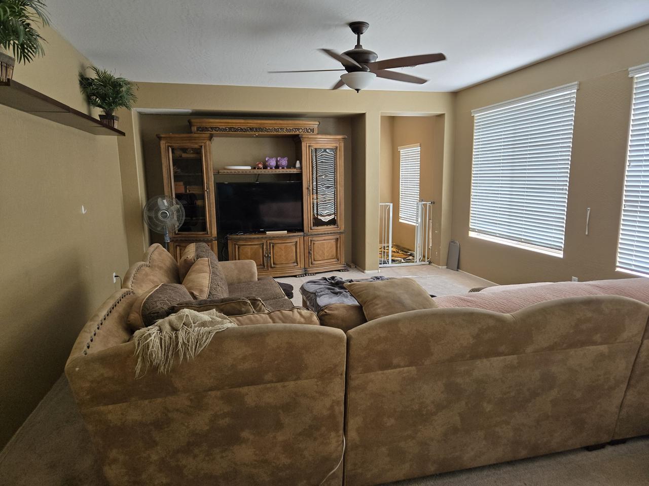 Profile photo 4 of 11