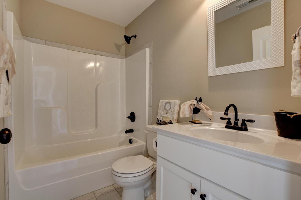 Profile photo 6 of 10